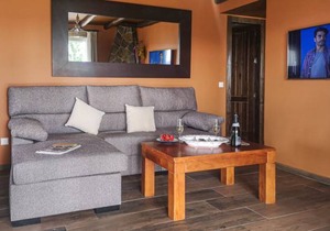 3 bedroom accommodation in Algatocin