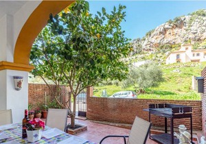 3 bedroom accommodation in Benaoján