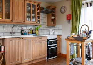 3 bedroom accommodation in Beaminster