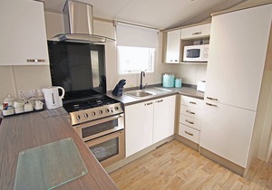 3 bedroom accommodation in St. Leonards, Ringwood