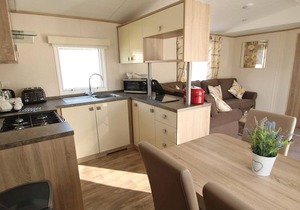 3 bedroom accommodation in St. Leonards, Ringwood