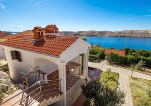 3 bedroom accommodation in Miskovici