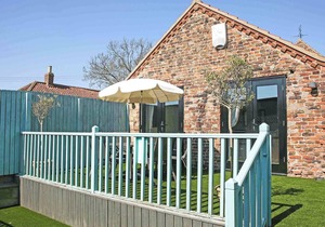 3 bedroom accommodation in Tickton, near Beverley