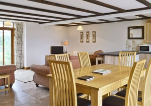 3 bedroom accommodation in Catfield