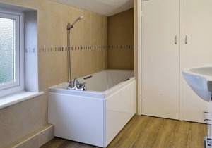 3 bedroom accommodation in Sculthorpe, near Fakenham