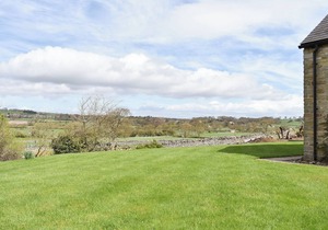 3 bedroom accommodation in Middleham, near Leyburn