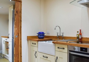 3 bedroom accommodation in Skinningrove, near Saltburn-by-the-Sea