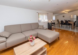 3 bedroom gorgeous apartment in Rezanci