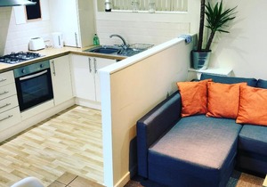 3 Bedroom Mews in the Georgian Quarter, sleeping 12