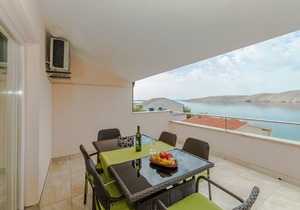 3 bedroom nice apartment in Miskovici