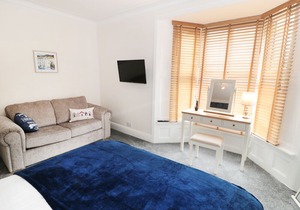 3 George Street, WHITBY