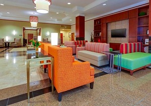 3-Star Hotel ∙ Drury Inn & Suites St. Louis Forest Park