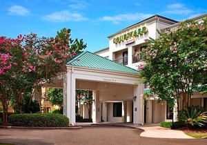 3-Star Hotel ∙ Courtyard by Marriott Covington / Mandeville