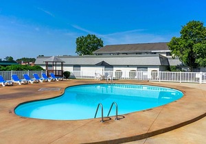 3-Star Hotel ∙ Days Inn by Wyndham Columbus East Airport