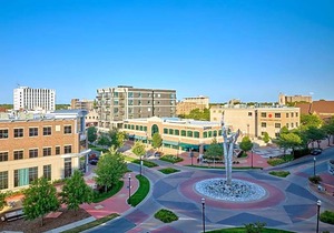 3-Star Hotel ∙ Delta Hotels by Marriott Muskegon Convention Center