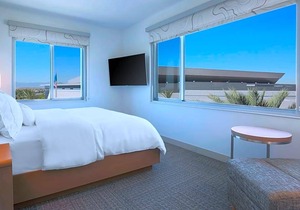 3-Star Hotel ∙ Element Ontario Rancho Cucamonga