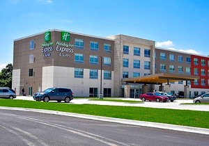 3-Star Hotel ∙ Holiday Inn Express & Suites - Bensenville - O'Hare, an IHG Hotel