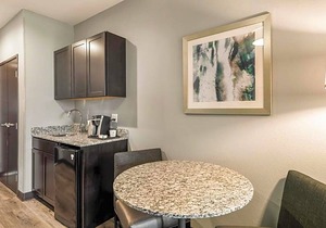 3-Star Hotel ∙ Holiday Inn Hotel & Suites Silicon Valley – Milpitas, an IHG Hotel