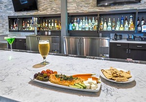 3-Star Hotel ∙ Holiday Inn Hotel & Suites Silicon Valley – Milpitas, an IHG Hotel