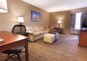 3-Star Hotel ∙ Drury Inn & Suites Greensboro
