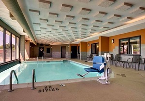 3-Star Hotel ∙ Drury Inn & Suites Greensboro