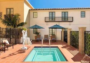 3-Star Hotel ∙ Hyatt Place Santa Barbara