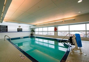 3-Star Hotel ∙ Hampton Inn & Suites Boston Crosstown Center