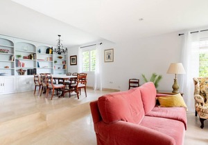 300 m² Villa ∙ 4 bedrooms ∙ 8 guests