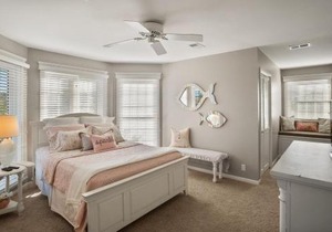 302 Ocean Point Drive