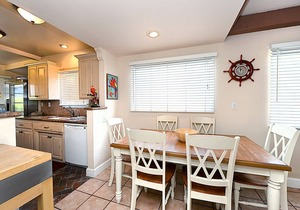 309CE: Incredible Island Vacation Home, Min Away from Downtown, BBQ, Porch - 309