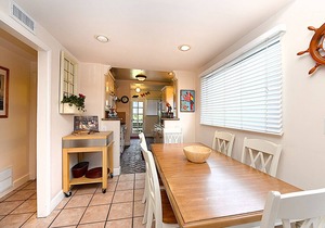 309CE: Incredible Island Vacation Home, Min Away from Downtown, BBQ, Porch - 309