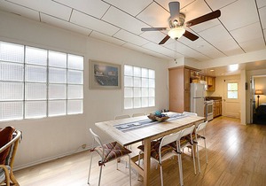 319CA: Delightful Cottage, Newly Remodeled, 2.5 Blocks from Beach, WIFI, BBQ - 3