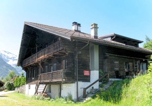 320 m² House ∙ 13 bedrooms ∙ 32 guests