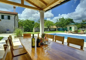 350 m² House ∙ 7 bedrooms ∙ 16 guests