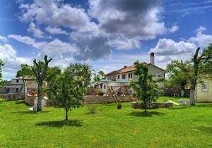 350 m² House ∙ 7 bedrooms ∙ 16 guests