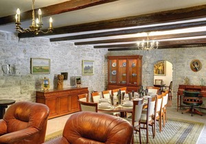 350 m² House ∙ 7 bedrooms ∙ 16 guests