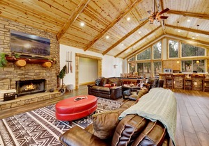 364 m² Chalet ∙ 4 bedrooms ∙ 14 guests