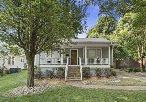 3BR/2BA Bungalow in the Heart of Plaza Midwood