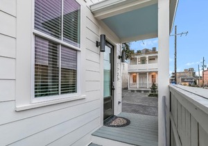 3BR Cottage by Hosteeva close to St Charles w Pool