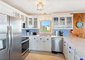 3br Oceanfront Duplex, views, sunrise!