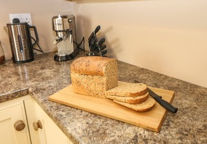 4 ALMA ROAD, pet friendly, with open fire in Tideswell