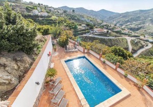4 bedroom accommodation in Canillas de Albaida