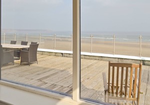 4 bedroom accommodation in Flat Cliffs, near Primrose Valley