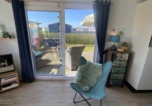 4 person chalet on family park in Serooskerke