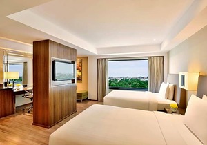 4-Star Hotel ∙ Courtyard by Marriott Chennai