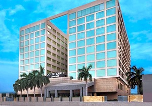 4-Star Hotel ∙ Courtyard by Marriott Chennai