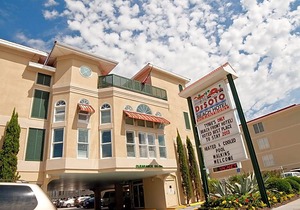 4-Star Hotel ∙ DeSoto Beach Hotel