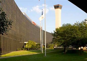 4-Star Hotel ∙ Hilton Chicago O'Hare Airport