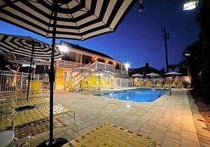 4-Star Hotel ∙ The Georgianne Inn & Suites