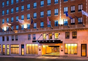 4-Star Hotel ∙ The Westin Portland Harborview